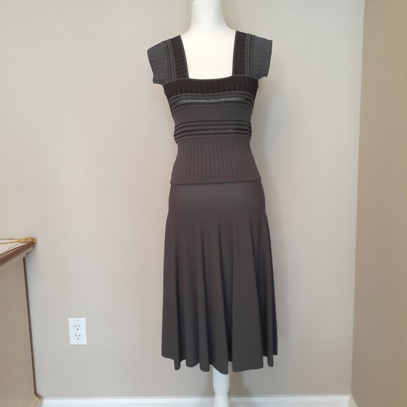 She's So Knit Stretch Dress NWT - Picture 2 of 16